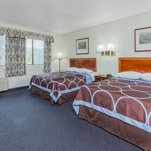 Queen Room Two Queen Beds Non-Smoking